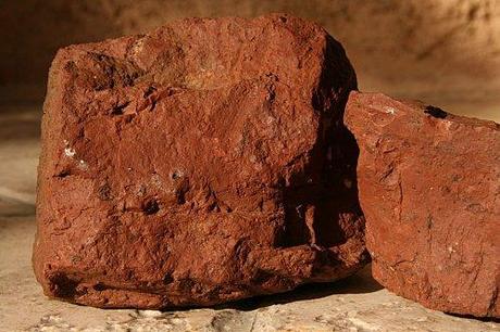La Bauxite et les La Bauxite et les