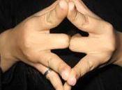 Pourquoi l’alliance porte l’annulaire