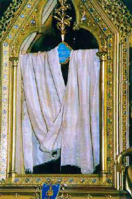 ..LA VIERGE MISE A NU..Outre la ceinture de la Vierge ram...