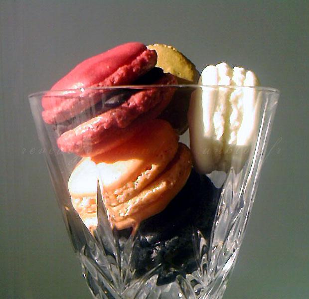 macaronsdsverrecristal.jpg