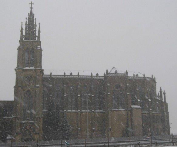 l'église du Beauregard sous la neige