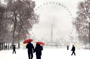 Le jardin des Tuileries sous la neige - SIPA