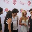 thumbs stars aiment les decolletes 013 Les Stars aiment les décolletés (22 photos)