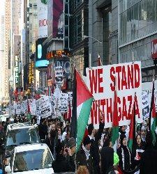 Large manifestation anti israélienne des New-yorkais pour commémorer l'offensive de Gaza
