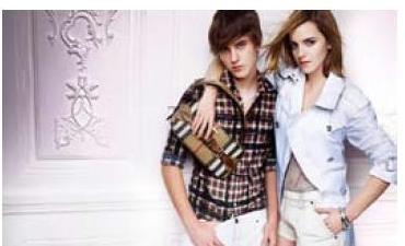 Alex Watson et Emma Watson pour Burberry 2010 ?
