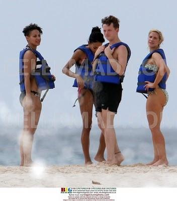 Les Sugababes glandouillent à la Barbade.