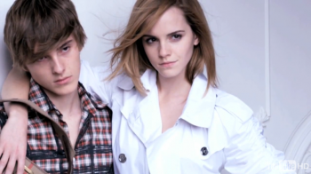 Emma Watson égérie de la collection BURBERRY 2010 Emma Watson égérie de la collection BURBERRY 2010