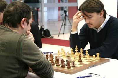 R2: Alexander Morozevich (blancs) 0-1 Ioannis Papaioannou © Site officiel 