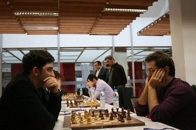 R1: l'Azerbaïdjan l'a emporté 2,5 - 1,5 sur l'Arménie © Site officiel 