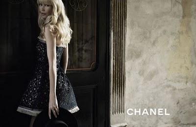 ♔ Claudia Schiffer, Freja Beha Erichsen & Baptiste Giabiconi pour Chanel 2010 ♔