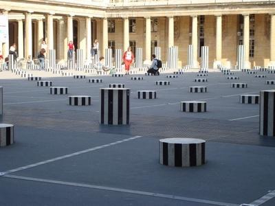 Buren ou la discrète inflation des prix de l’art comptant pour rien