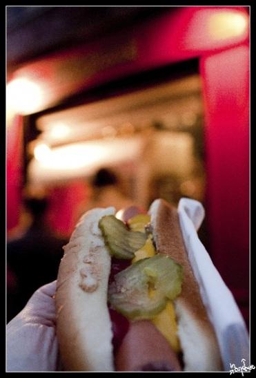 Le meilleur Hot-Dog de Paris, ça te dis ?