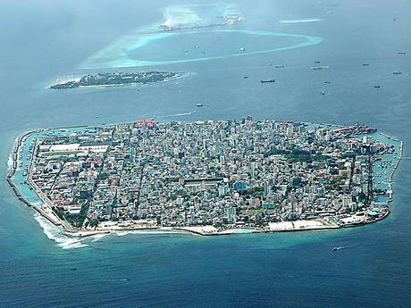 LES MALDIVES