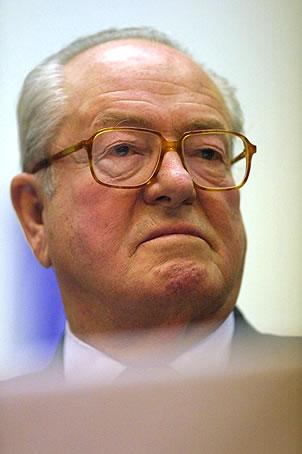 http://lecolporteur.files.wordpress.com/2009/10/jean-marie-lepen.jpg