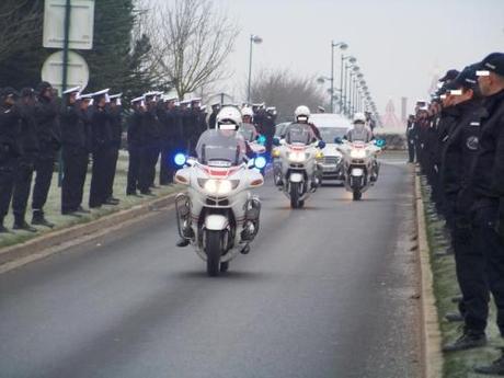 Obsèques d'un policier mort en service