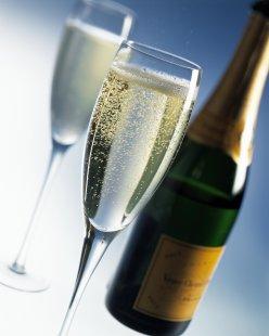 http://www.aftouch-cuisine.com/images/produits/Champagne1.jpg