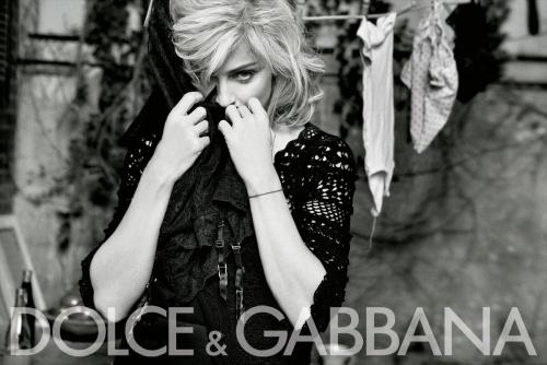Madonna pour Dolce & Gabbana printemps été 2010 par Steven Klein