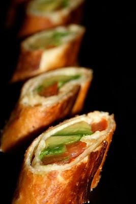 MES BOUCHEES CROUTILLANTES AVOCAT/TOMATE