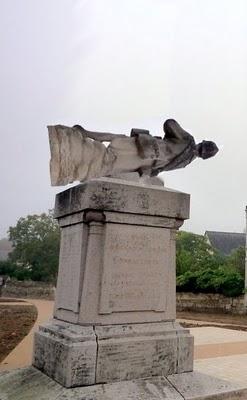 ..MISE EN GARDE :SORTIE A HAUT RISQUE. Pour leur sortie a...