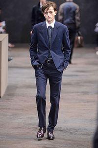 Le défilé Hermès homme automne hiver 2010-2011 30_Alex_Dunstan