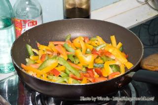 Riz frit au boeuf - Poivrons