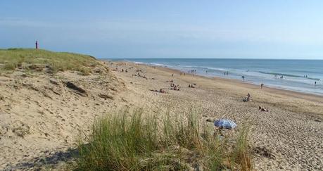 http://www.gayvox.fr/cke/plage-charente.jpg
