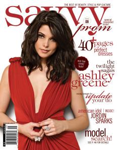 Ashley Greene en couverture de Savvy