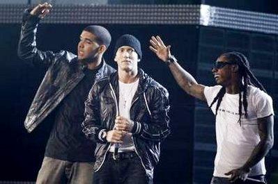 Grammys Awards 2010 : Lil Wayne, Eminem, Drake et Travis Barker en duo Spécial – Vidéo