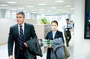 In-the-air---George-Clooney-et-Anna-Kendrick.jpg