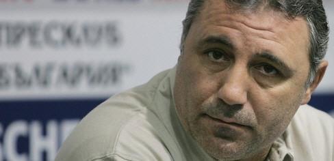 Vidéo: Quand un DJ bulgare taille Stoichkov...