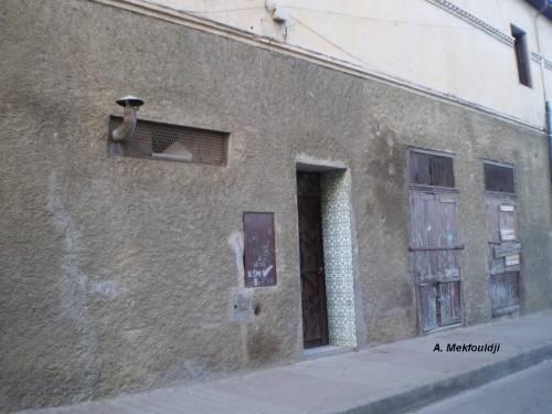 La maison paternelle du DG de Sonatrach.JPG