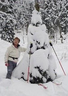 Bonhomme de neige original et sportif