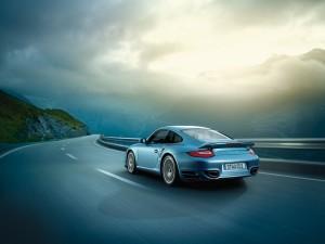 2010-911-Turbo-S-(997)-4