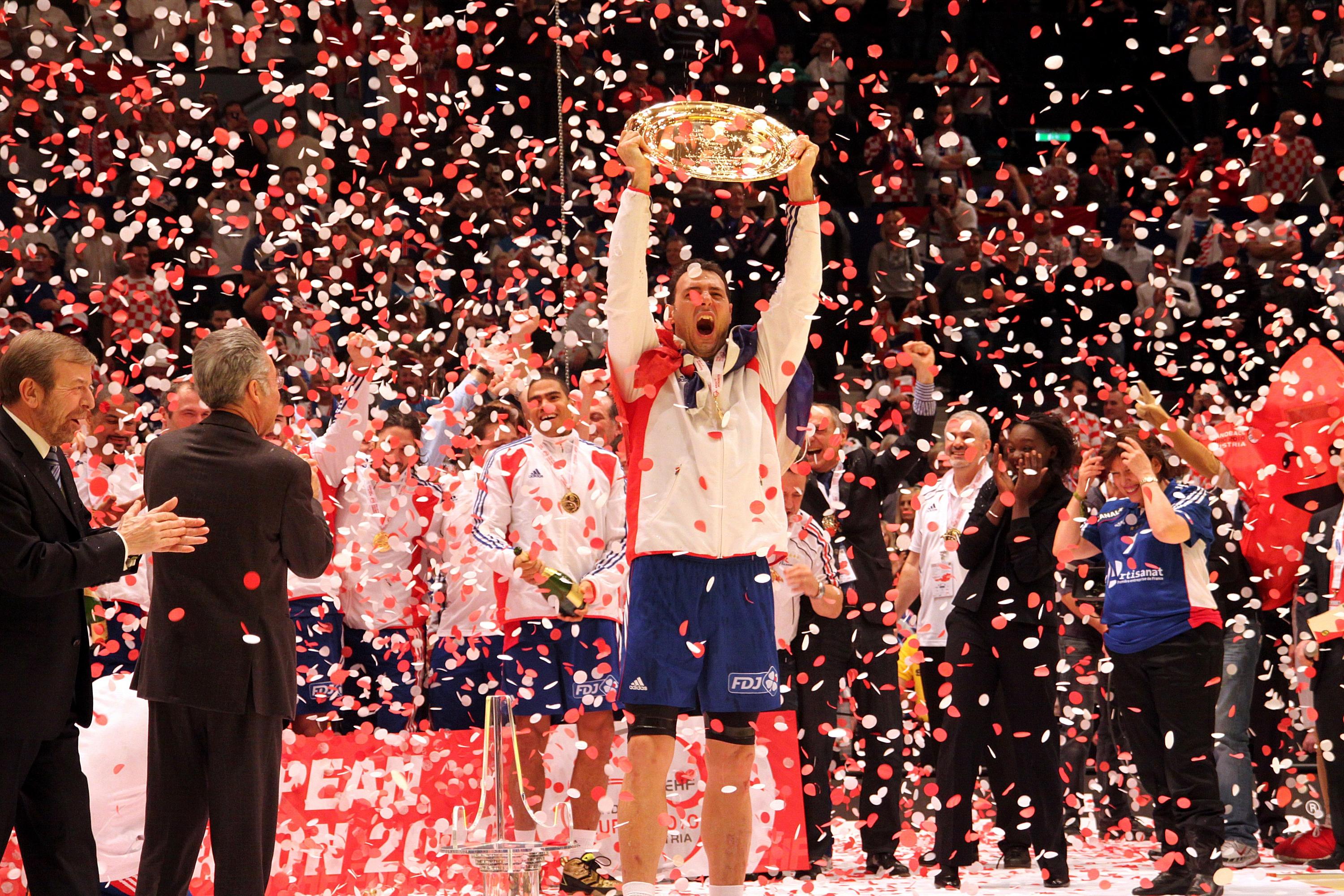 http://upload.wikimedia.org/wikipedia/commons/4/4d/France_is_jubilant_%2806%29_-_2010_European_Men%27s_Handball_Championship.jpg