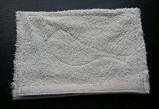 Le tuto du chapeau de bain pour bébé....