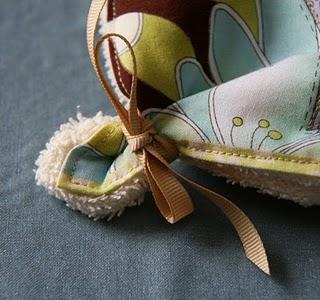 Le tuto du chapeau de bain pour bébé....