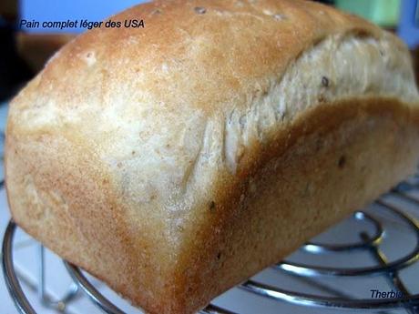 Pain complet léger http://lh5.ggpht.com/_R_hDG-ur51A/Sc5S_IlqzRI/AAAAAAAAEwc/7lZaR1DWHQI/s640/IMG_1106.JPG