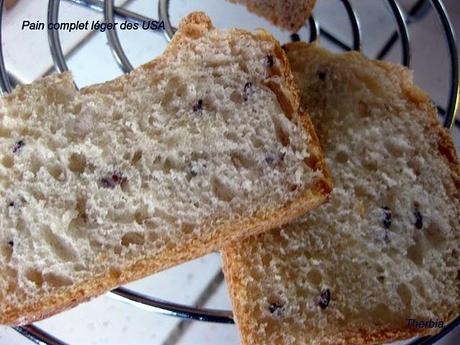 Pain complet léger http://lh3.ggpht.com/_R_hDG-ur51A/Sc5QbY5D--I/AAAAAAAAEwI/H0h2MiWG4_c/s640/IMG_1107.JPG