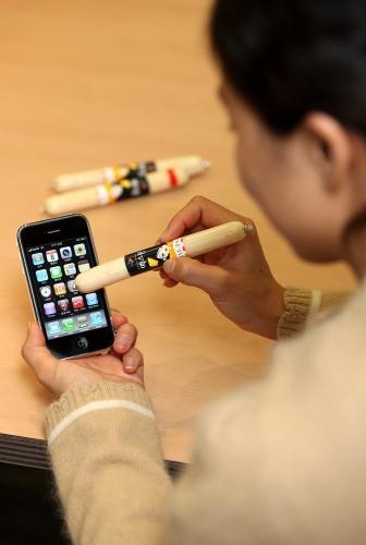 saucisse-iphone La saucisse, stylet idéal pour iPhone ?