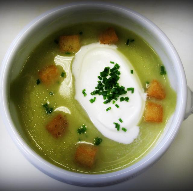 Potage Saint Germain aux croûtons