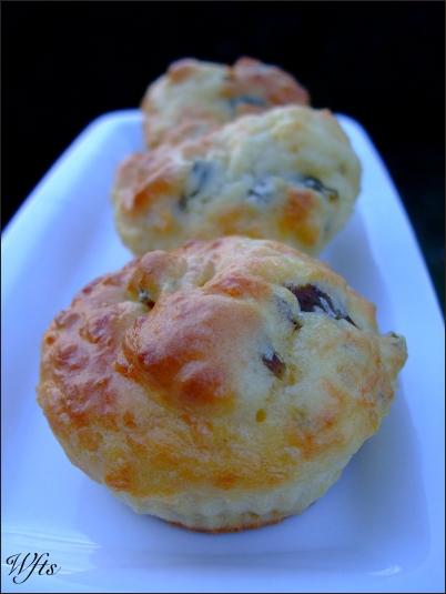 - MUFFINS CITRONS CONFITS ET OLIVES VERTES -