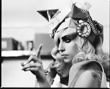 Gaga sur le tournage du clip de Telephone