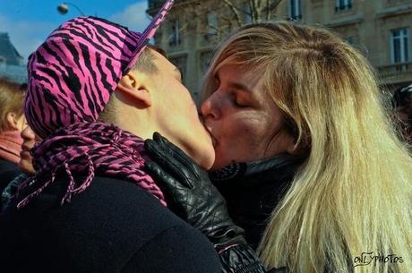 kiss-in-homophobie10