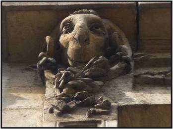 La maison de l’homme qui aimait les jambes des femmes