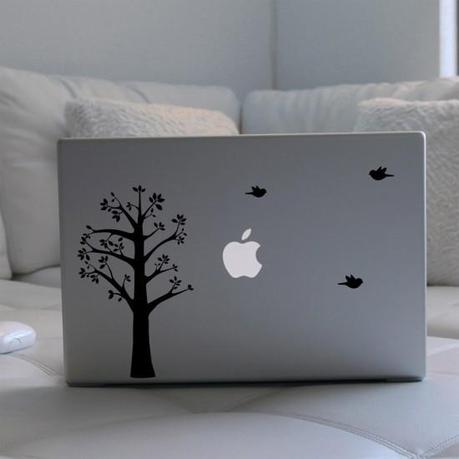 macbook-decal-5 Image macbook decal 5 550x550 15 MacBook vinyl decals