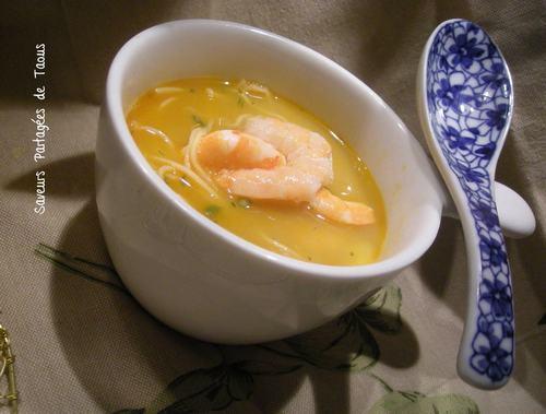 Soupe aux crevettes façon asiatique
