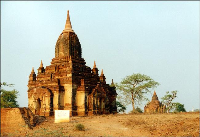 birmanie-bagan-temple-nandanyinna-13s.1265904459.jpg