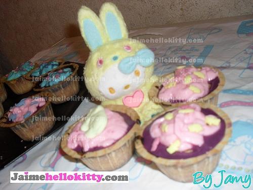 Hello kitty Colorfull bunny cupcakes