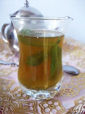 Thé à la menthe Qui n'aime pas le thé à la menthe? Cette ...
