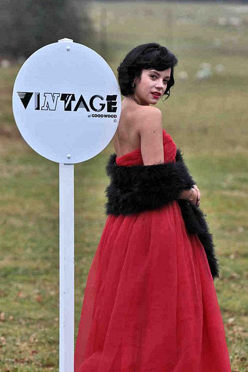 lily-allen-at-goodwood-estate-photoshoot-08